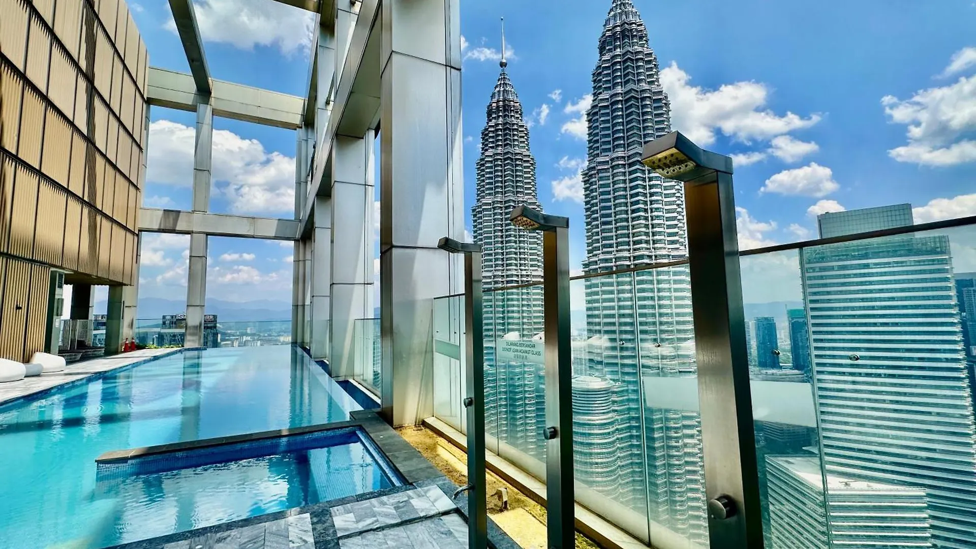 Victoria Home Tropicana The Residence Klcc Bukit Bintang Kuala Lumpur